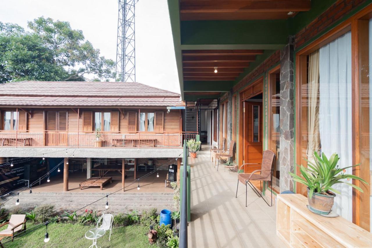 Samakta Guest House Lembang Exteriör bild