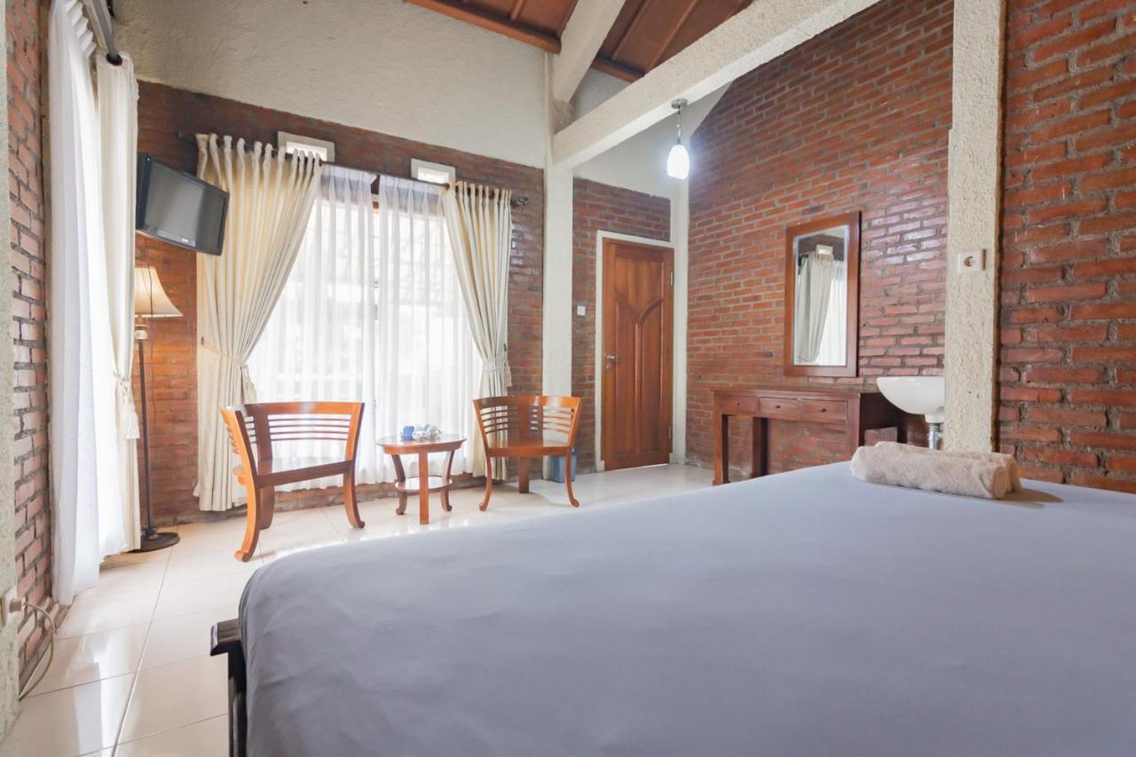 Samakta Guest House Lembang Exteriör bild